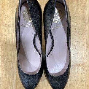 Vince Camuto Women’s Sz 8 Bronzish Brown snake pattern pumps